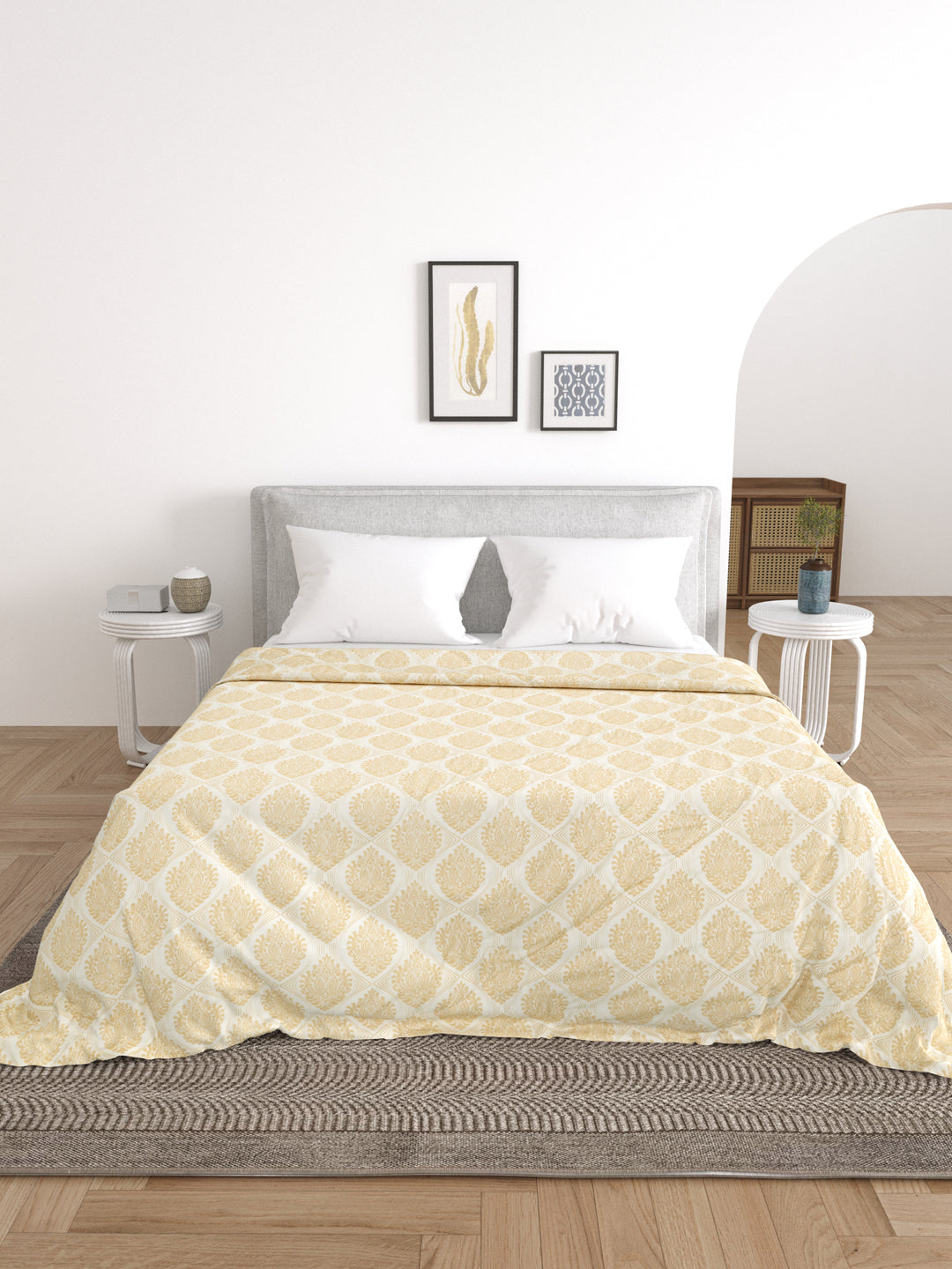 Off White and Yellow Double bed AC Printed Comforter