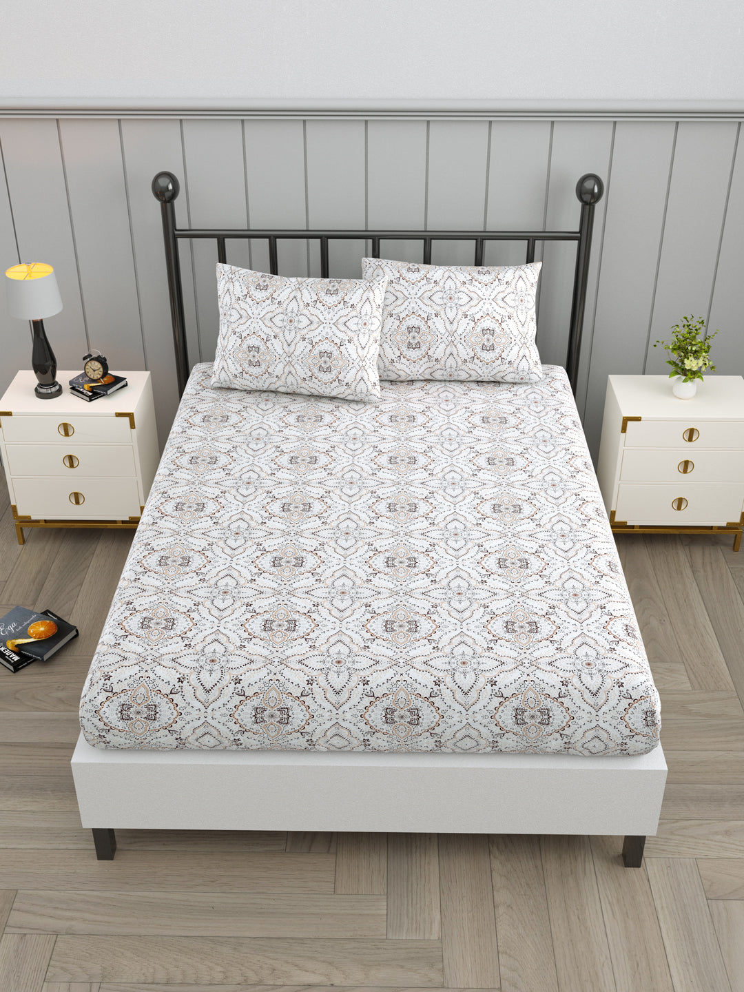 White & Beige Oriental Double Bed Linen