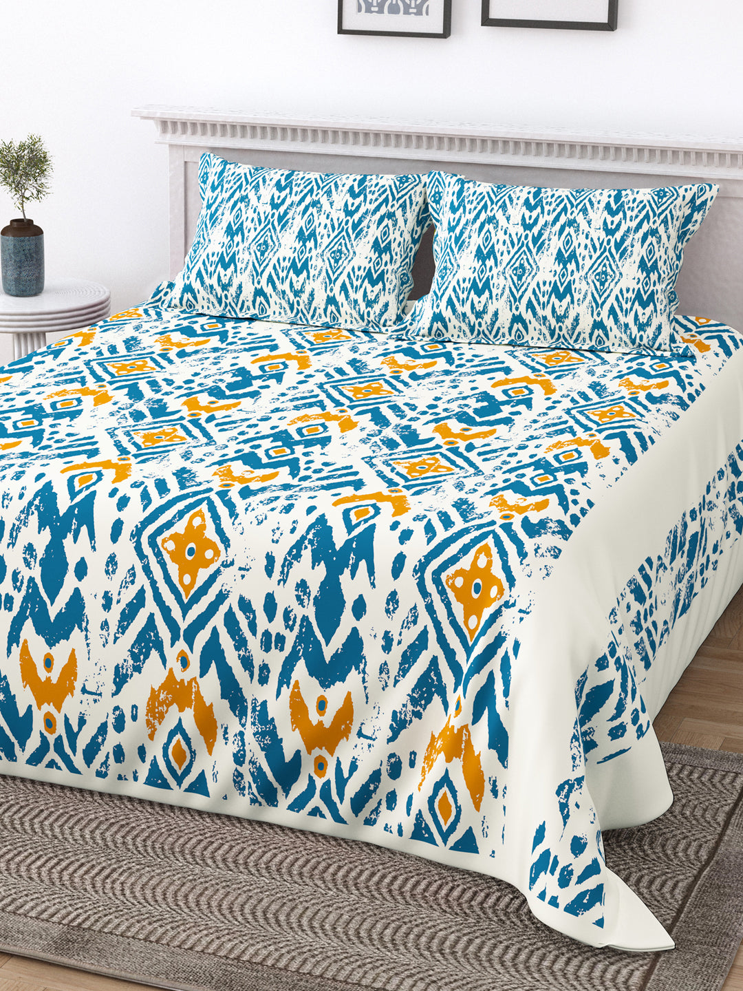 White and Blue Floral Print Double King Cotton Bed Cover/Bed Spread