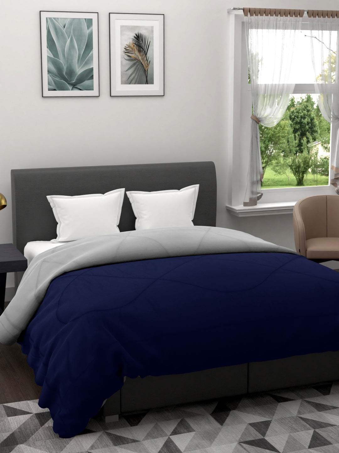Blue & White Microfiber Double/Single comforter for Mild Winter